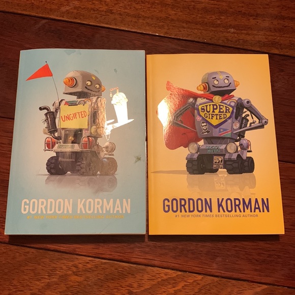 set of 3 gordon korman books - Picture 4 of 8